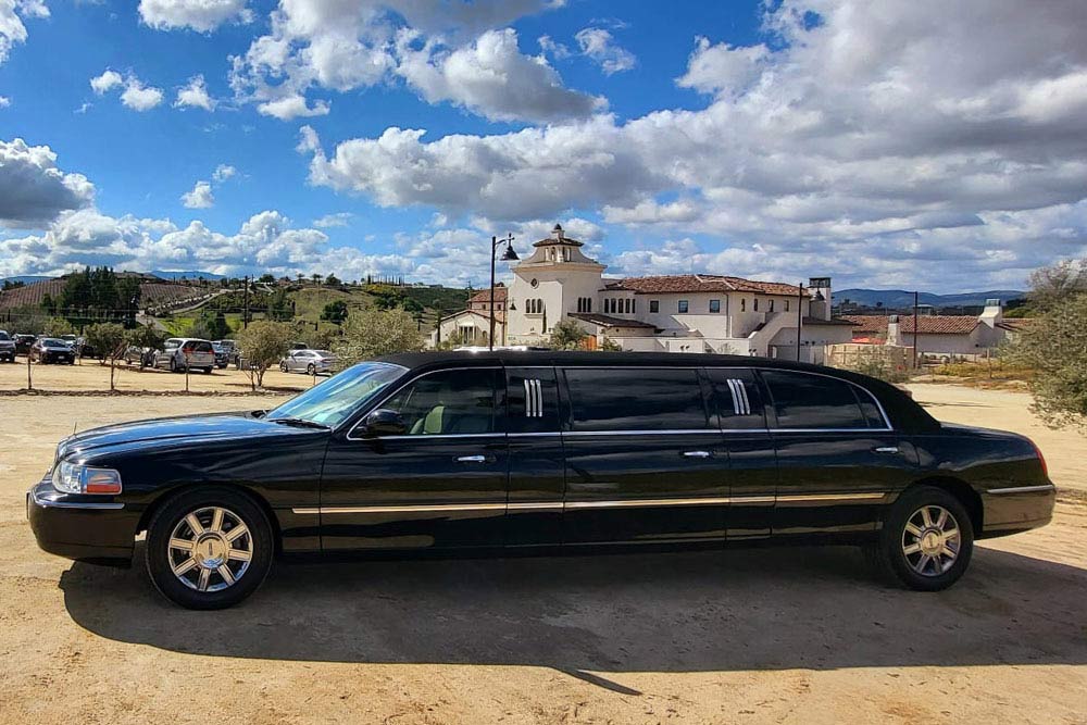 6 Passenger Stretch Limousine